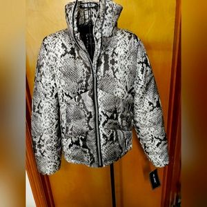 Me Jane snake puffer jacket